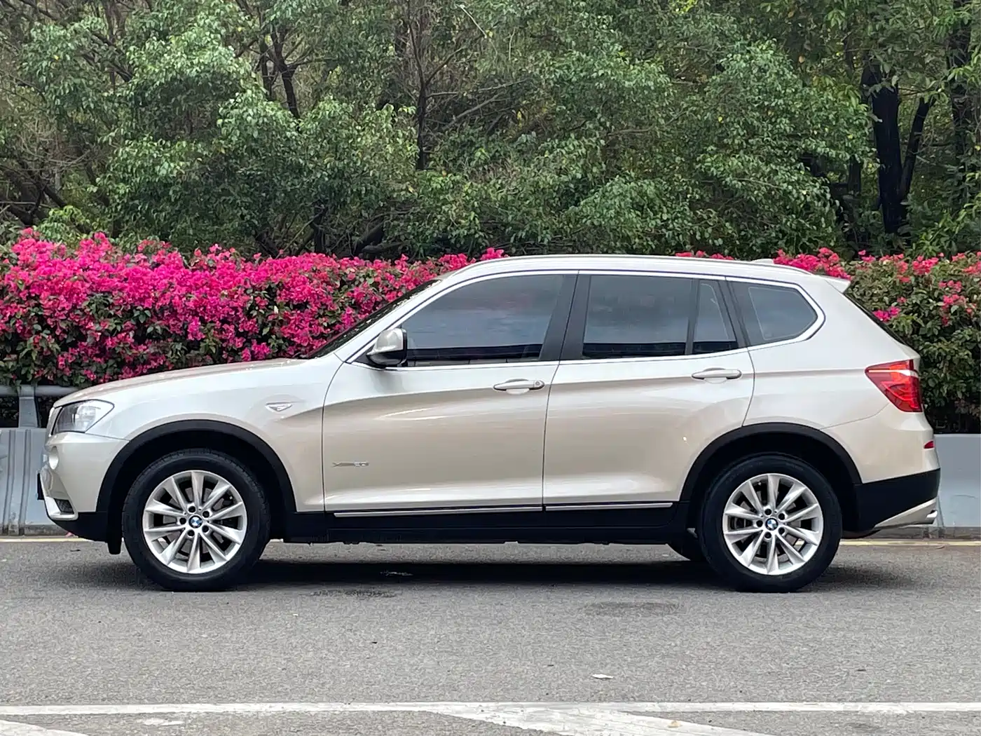 BMW X3 (Import) 2013 xDrive20i Luxury фото 3