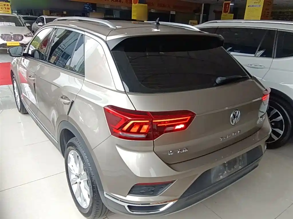 Volkswagen T-ROC 2020 230TSI DSG 2WD Progressive фото 5