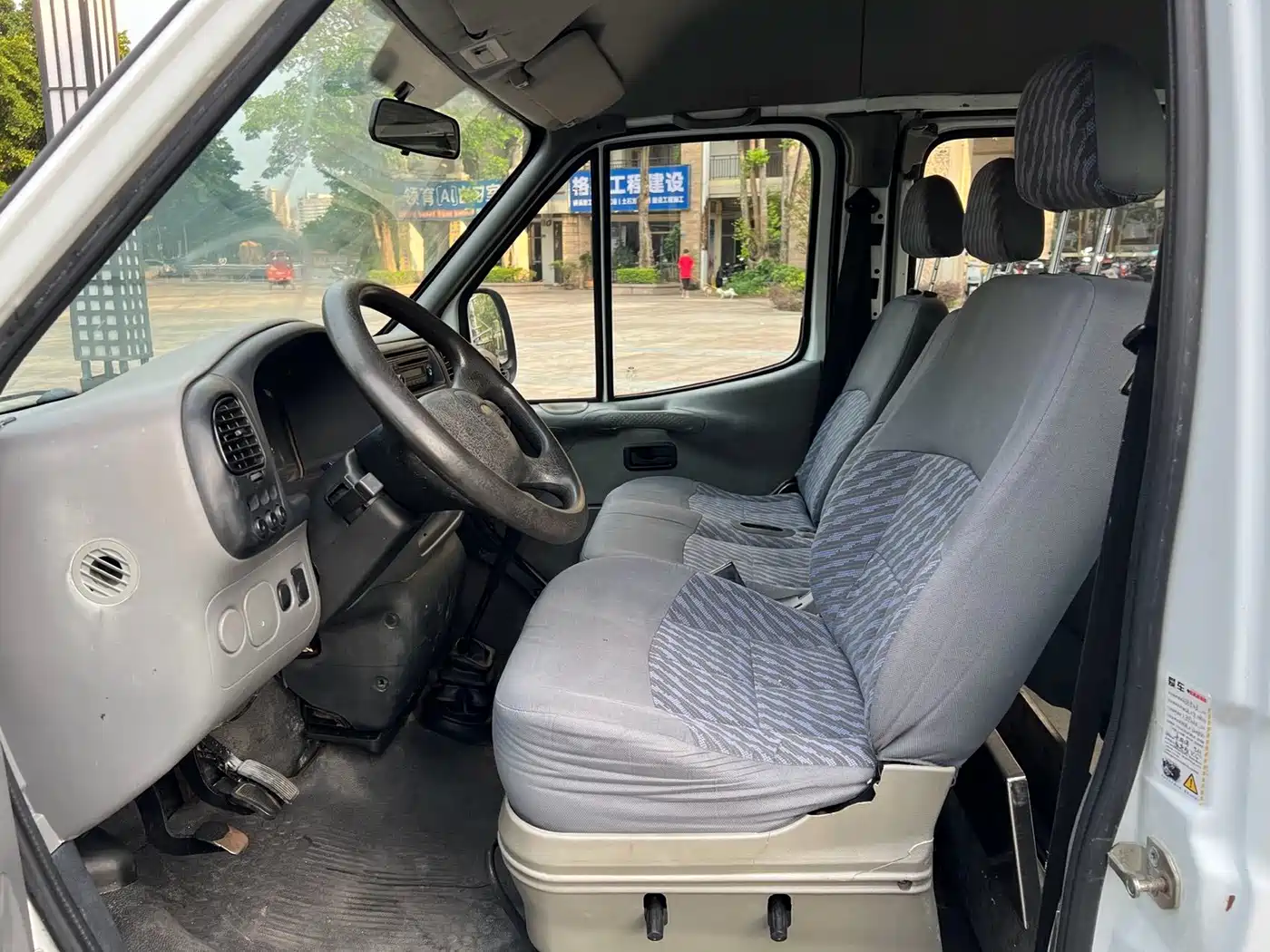 Ford Classic Transit 2012 2009 Model 2.8T Diesel Standard Short Wheelbase Medium Roof JX493ZLQ3