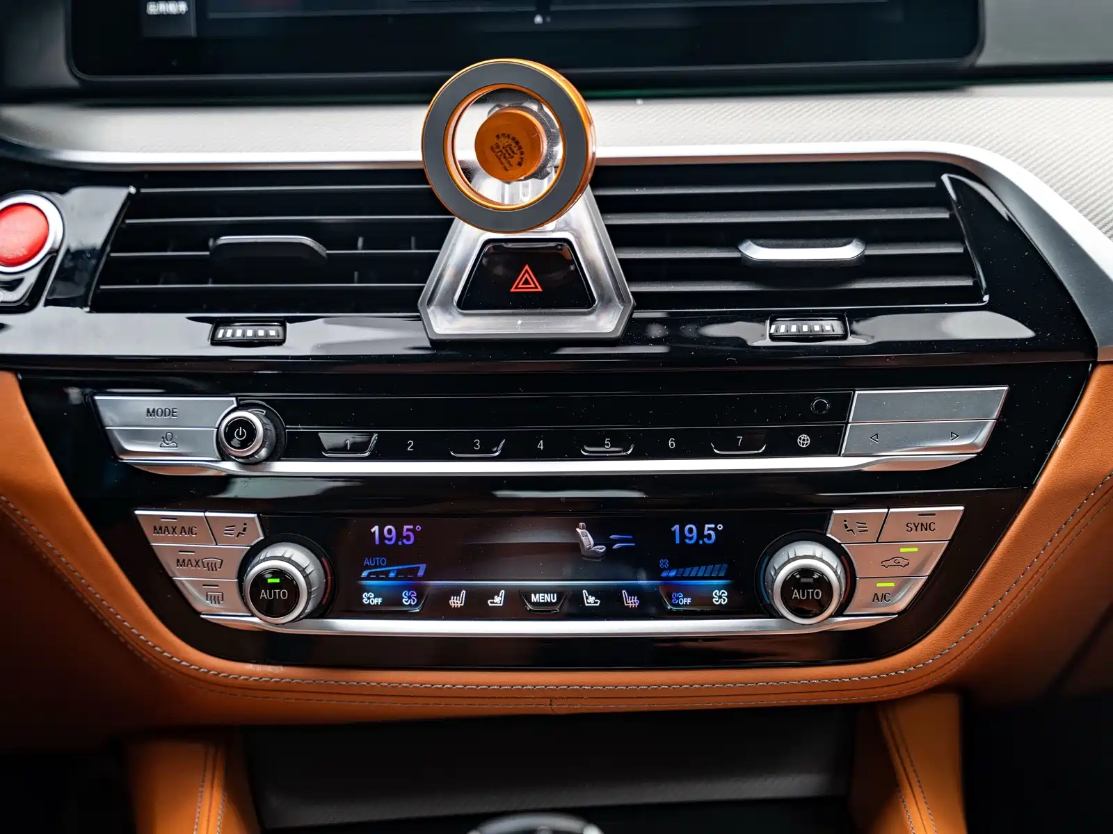 Photo 13 - BMW M5