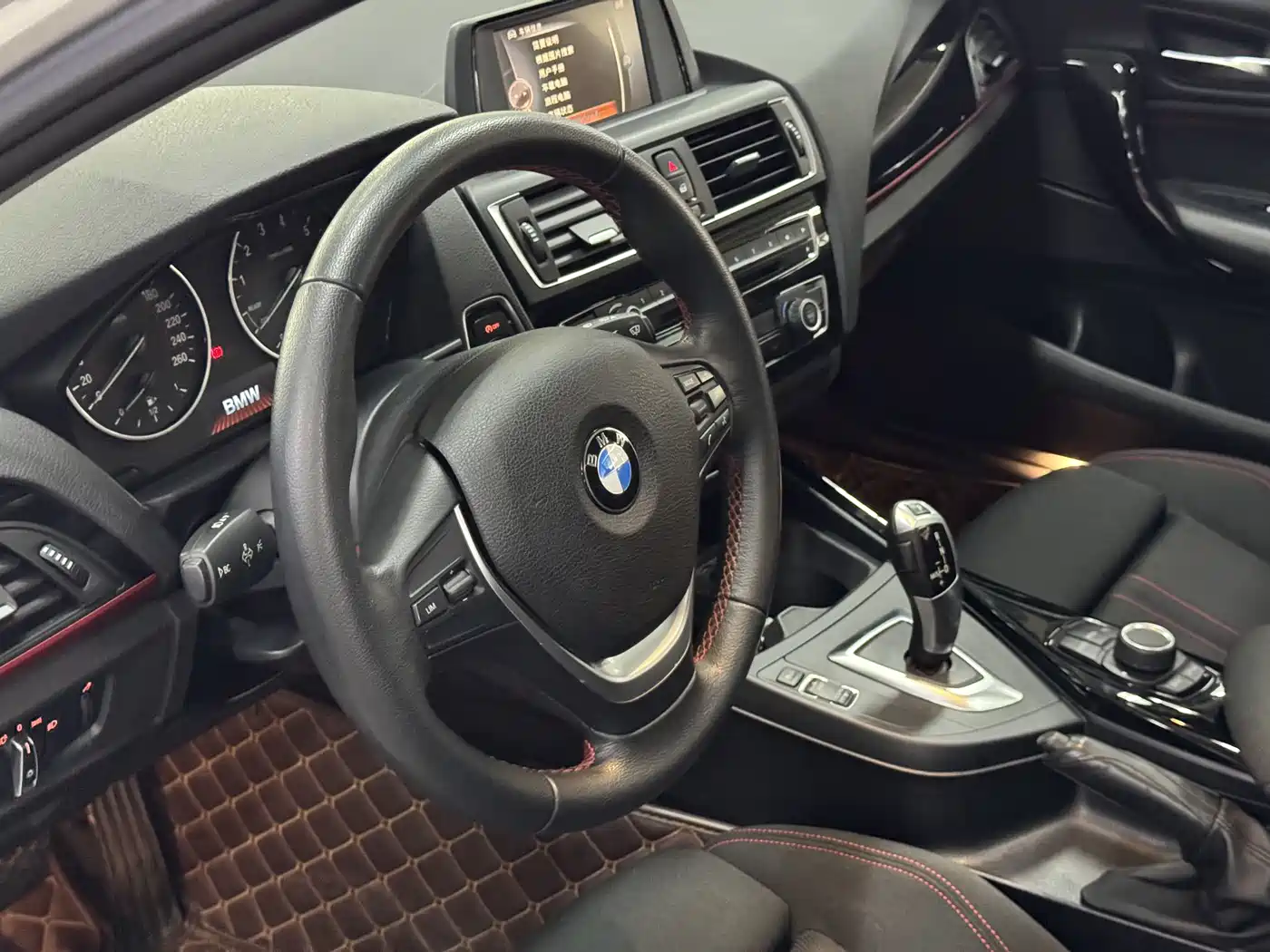 BMW 1 Series (Import) 2015 120i Sport Design Package фото 15