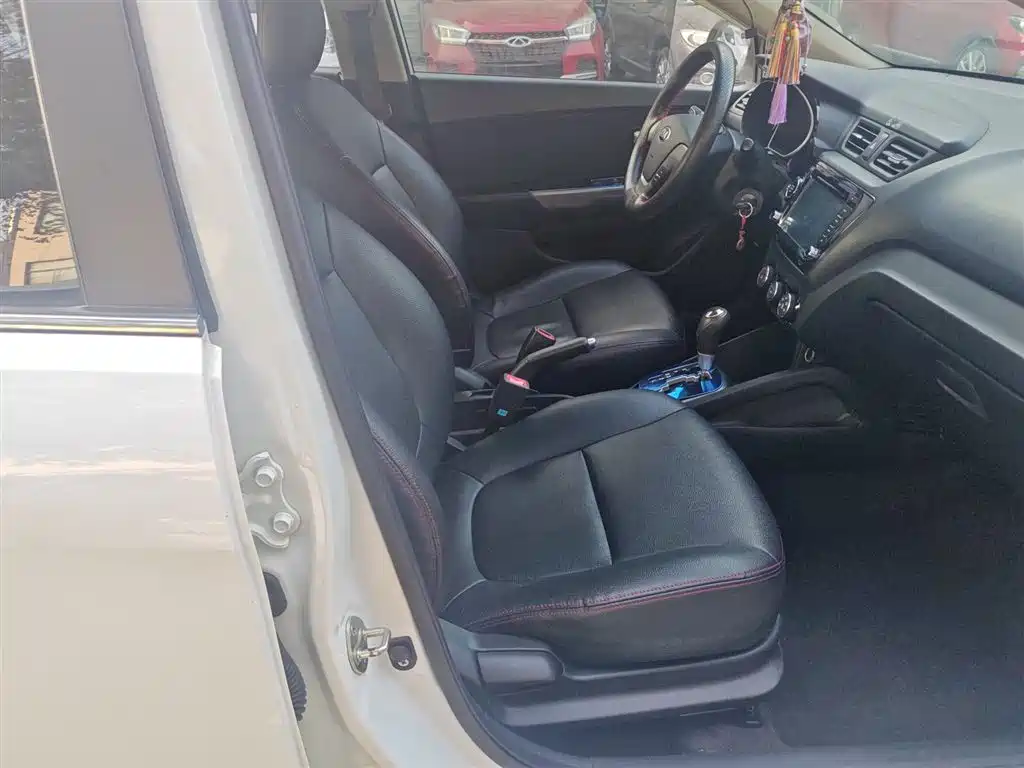Kia K2 2015 Sedan 1.4L AT GLS фото 20