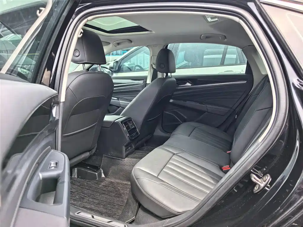 Volkswagen Passat New Energy 2023 430PHEV Hybrid Elite фото 8