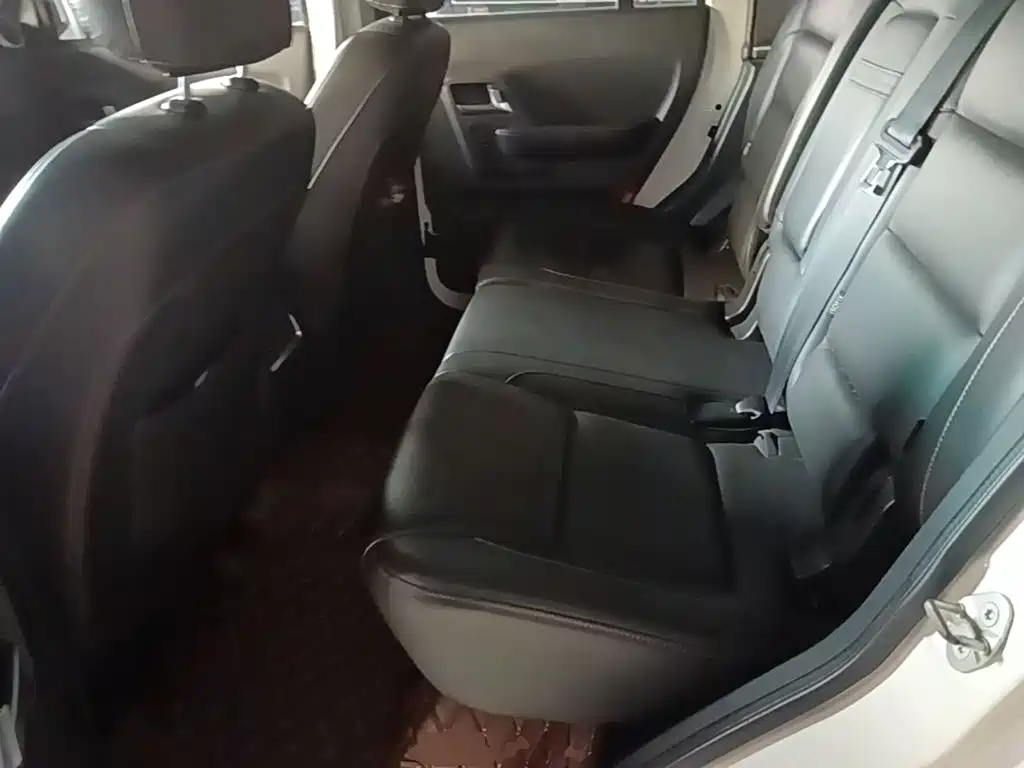 BAIC ORV Beijing Offroad BJ40 2016 2016 Model 40L 2.3T Automatic 4WD Exclusive
