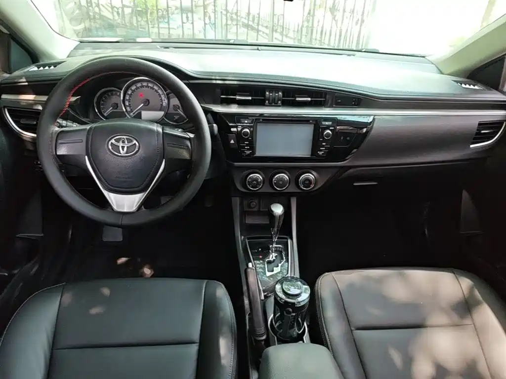 Toyota Levin 2014 1.6G CVT Elite Edition фото 10