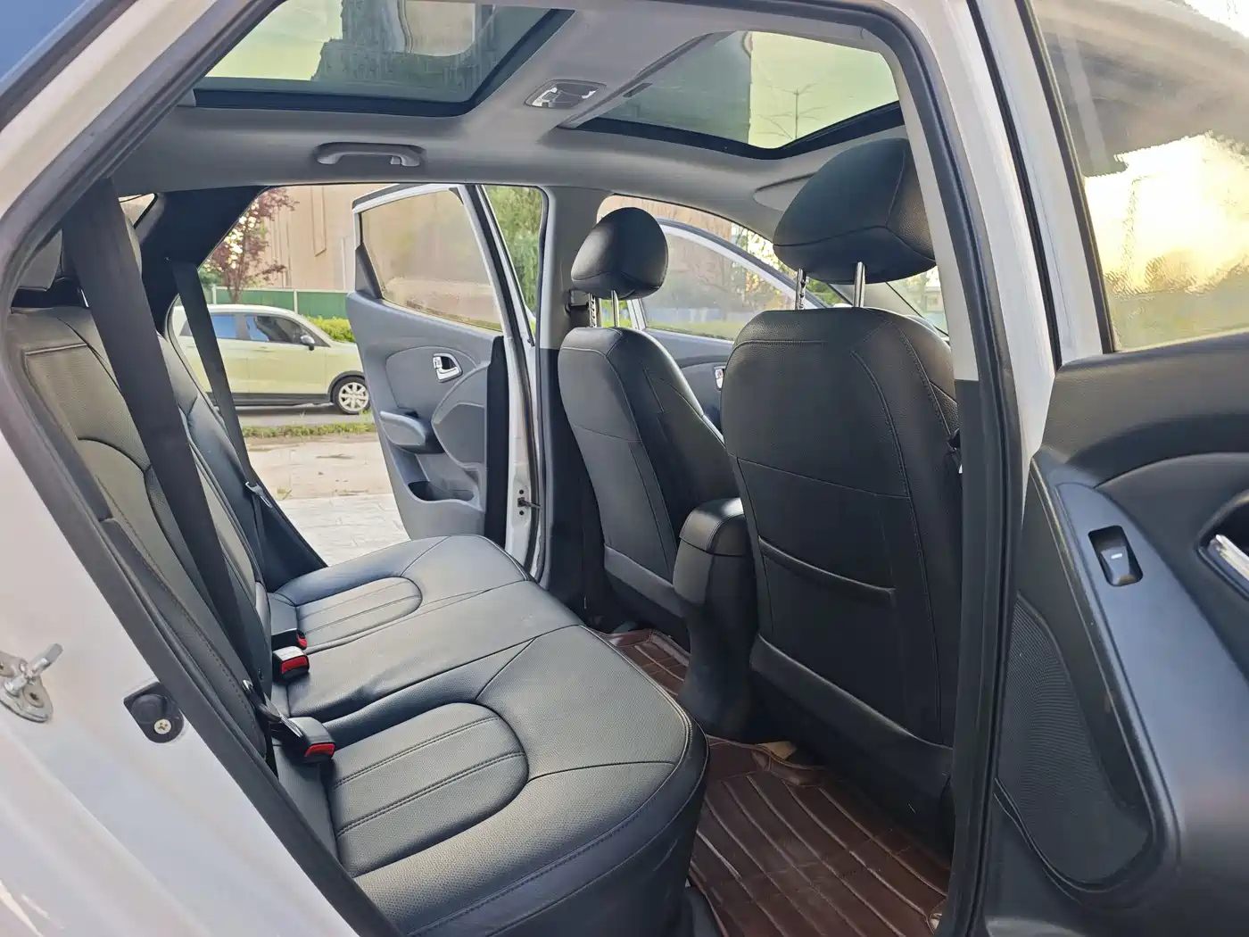 Hyundai Beijing Hyundai ix35 2012 2.0L Automatic 4WD GLS Premium фото 13