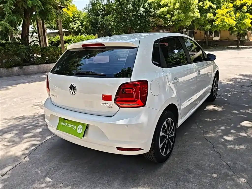 Volkswagen Polo 2016 1.6L Automatic Comfort фото 7