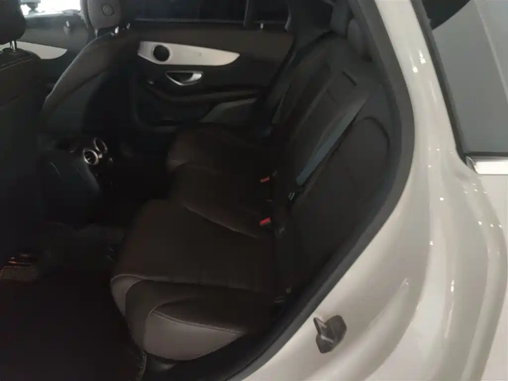 Mercedes-Benz GLC 2022 Facelift III GLC 260 L 4MATIC Dynamic фото 13