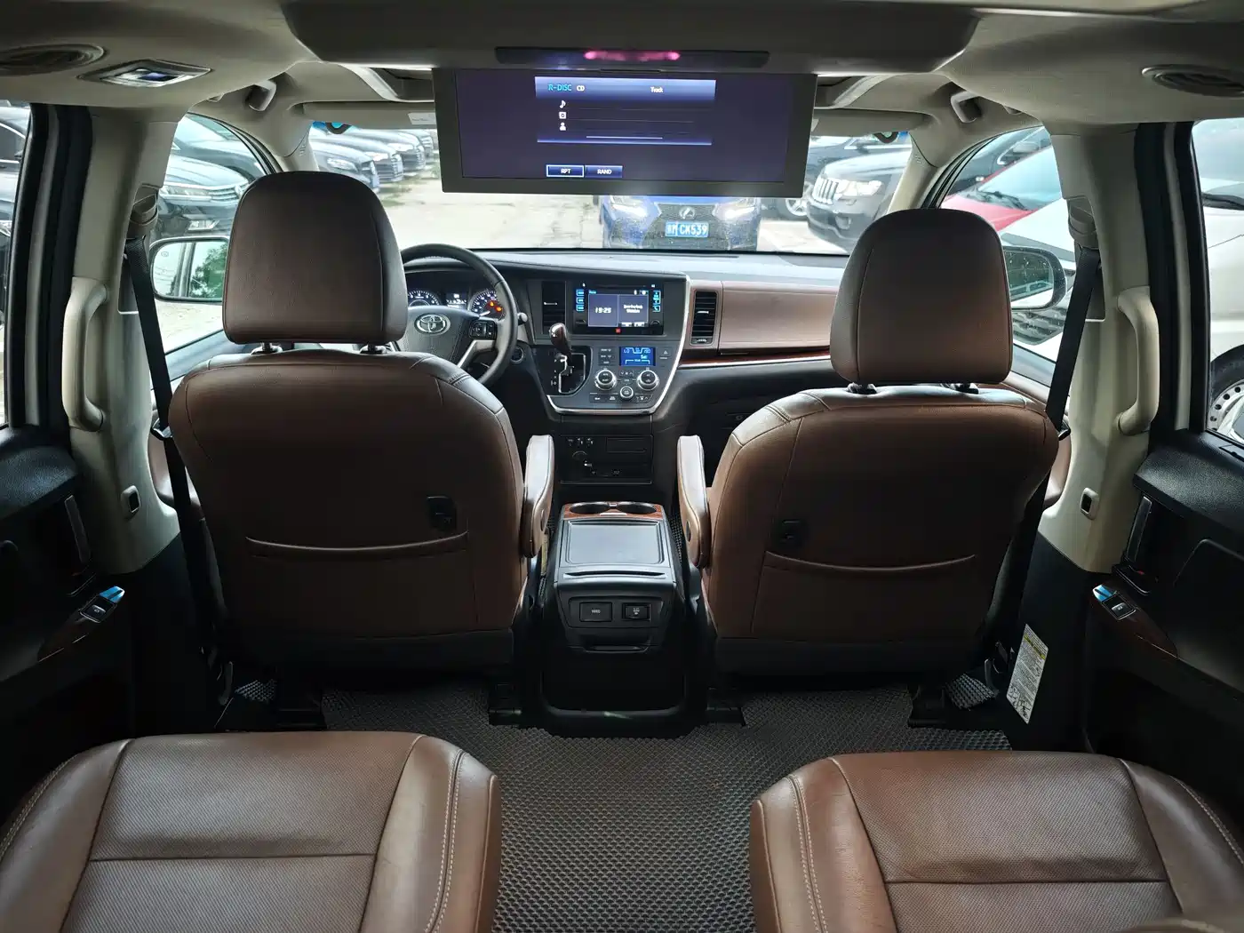 Toyota Sienna 2017 2015 3.5L 4WD L