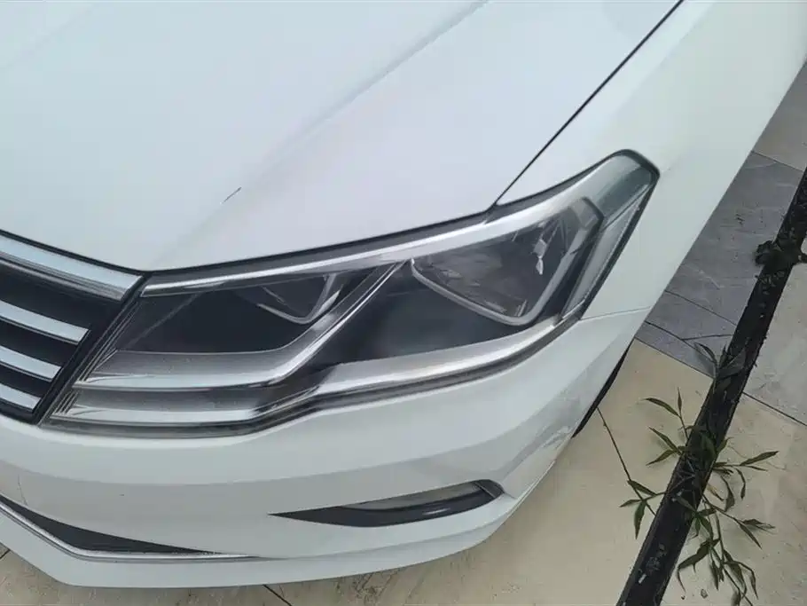Volkswagen Jetta 2019 Dream Edition 1.5L Auto Fashion фото 5