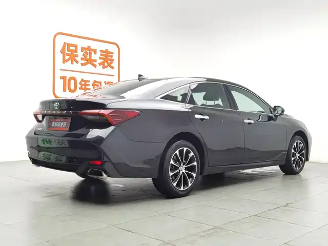 Toyota Avalon 2023 2.0L Luxury Edition — фото 2