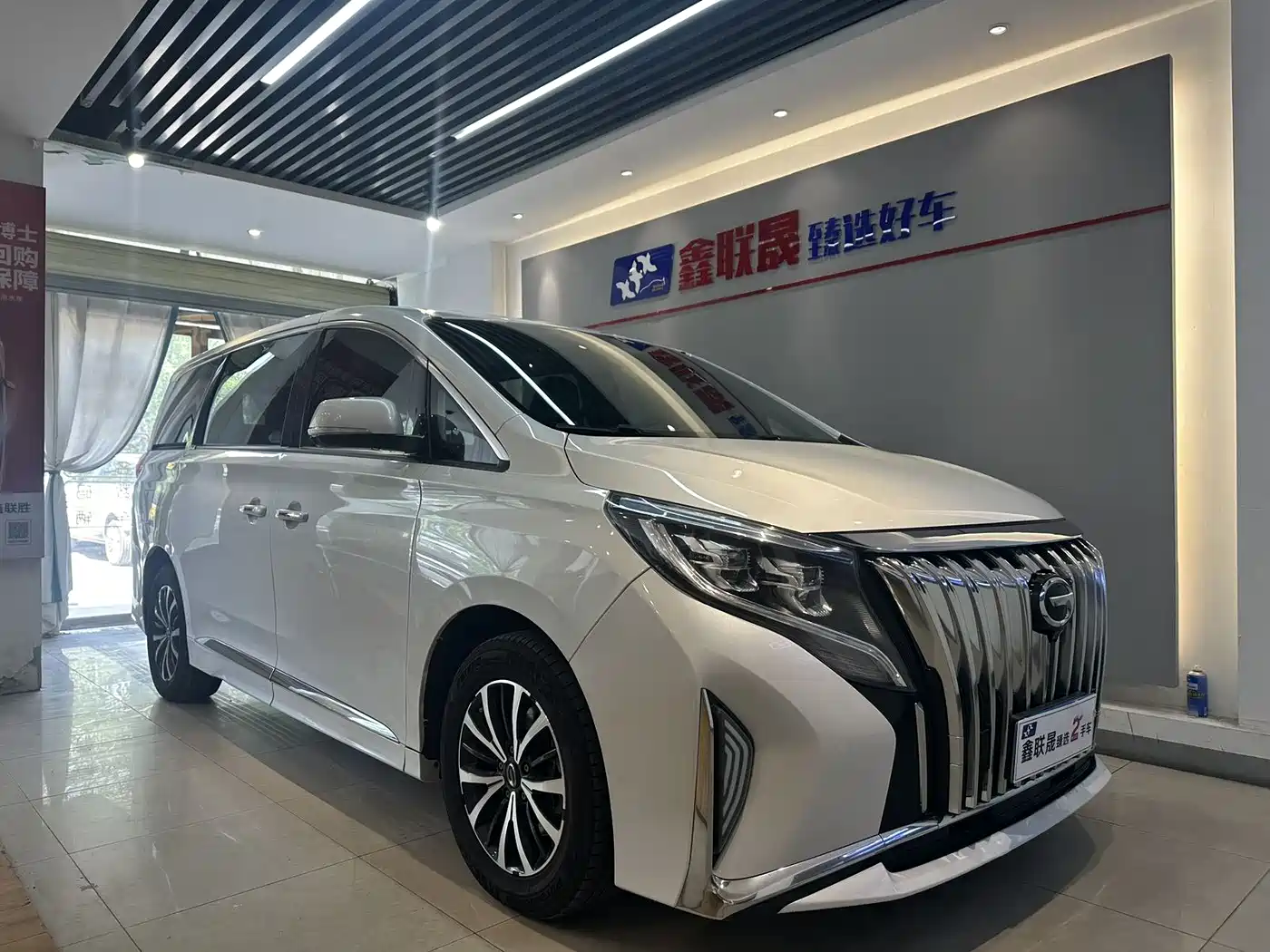 GAC Trumpchi Trumpchi M8 2024 Leadershow Series 390T Luxury Edition фото 3