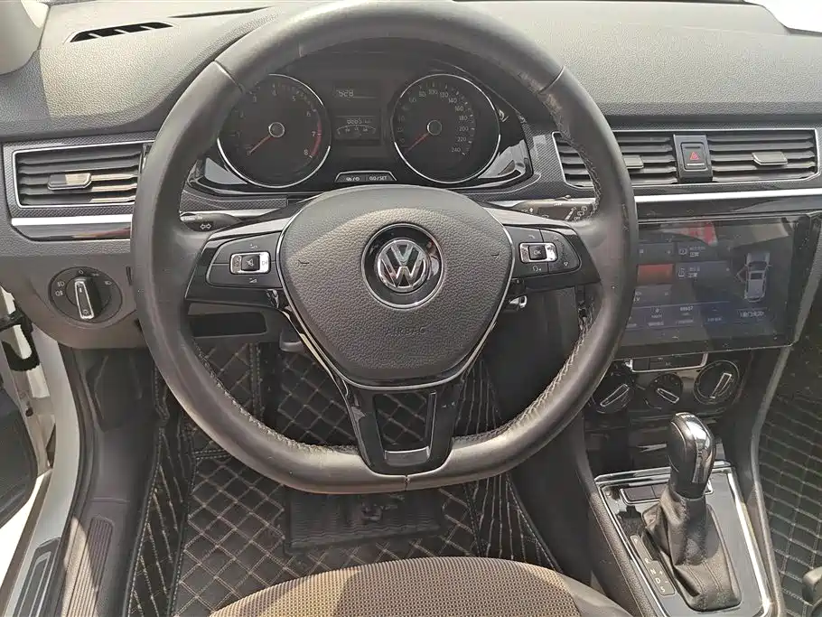 Volkswagen C-TREK 2018 230TSI DSG Comfort фото 15