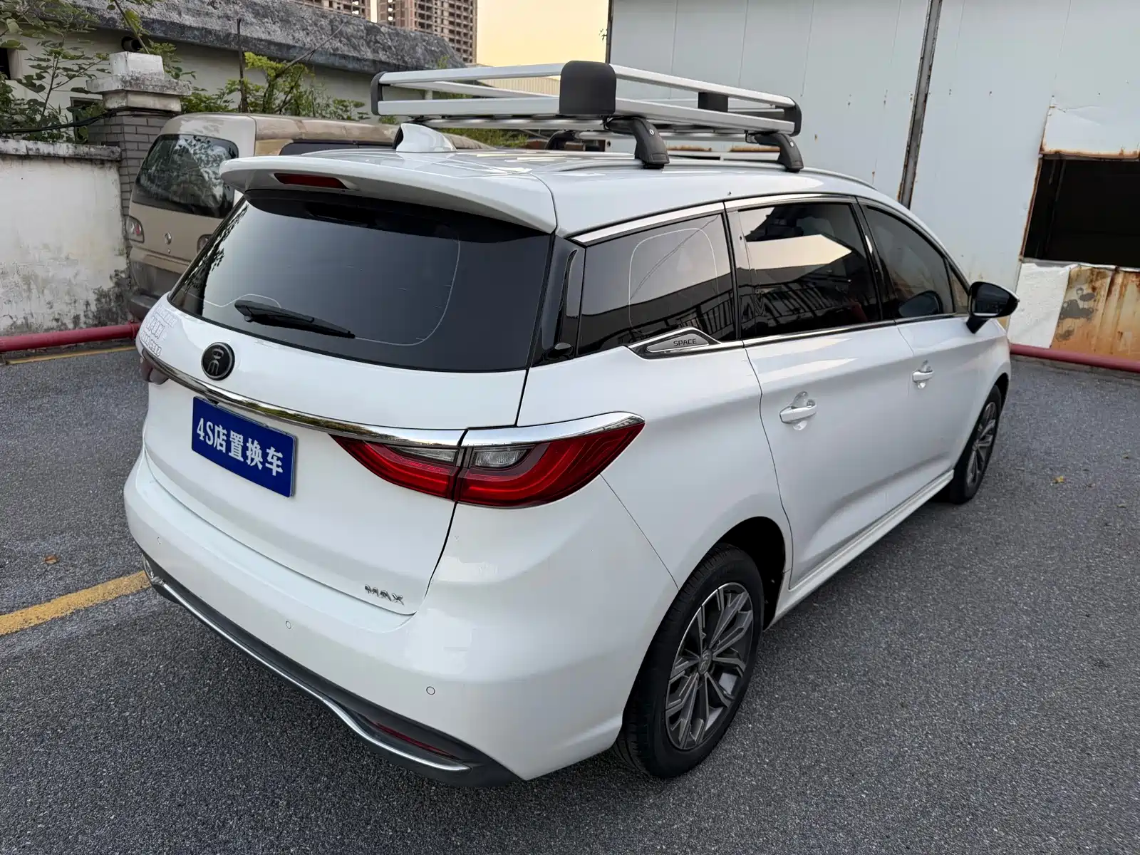 صورة 5 - BYD Song MAX