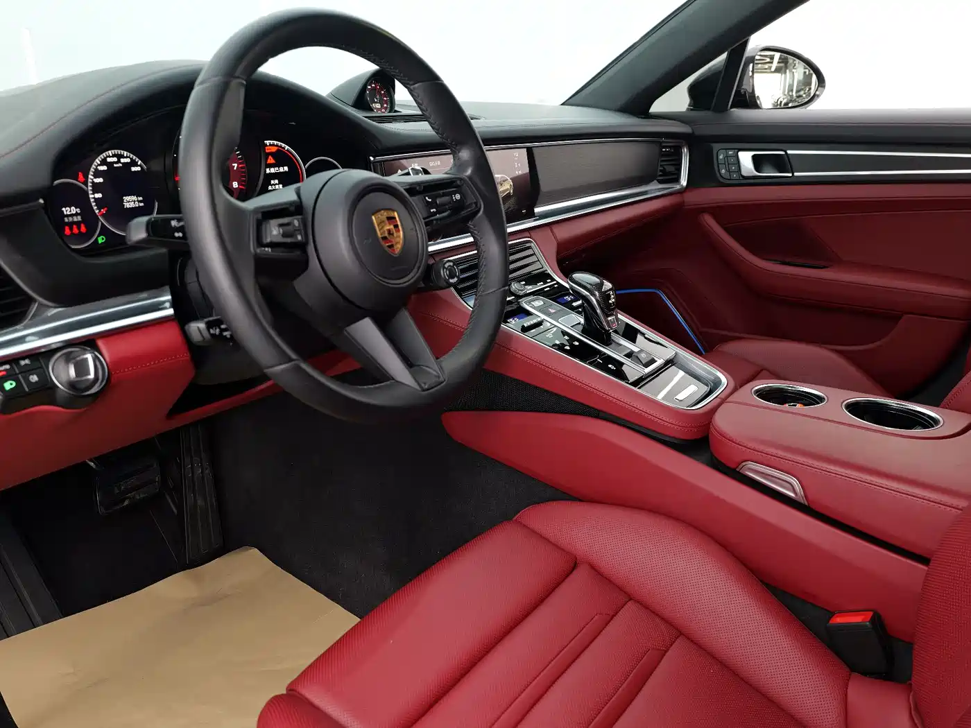 Porsche Panamera 2023 Panamera 2.9T Platinum Edition фото 4