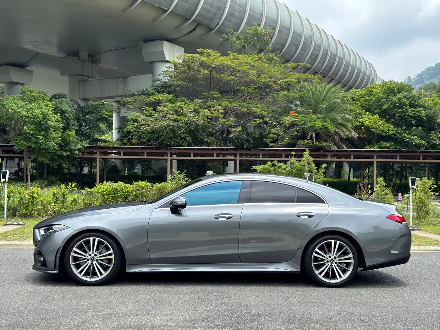 Mercedes-Benz CLS 2020 CLS 300 Luxury фото 22