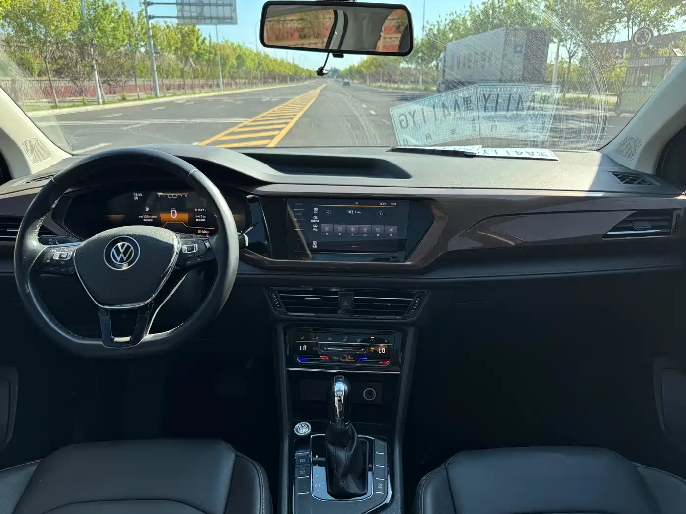Volkswagen Tharu 2022 280TSI FWD Luxury Edition фото 12