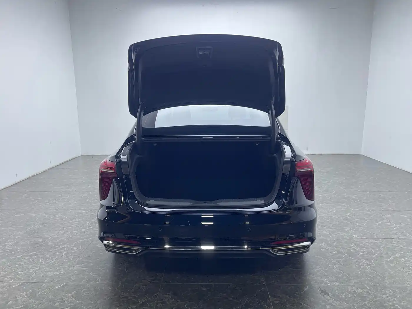 Hongqi H5 2025 2025 2.0T Automatic Flag Celebration 500,000 Units Anniversary Edition
