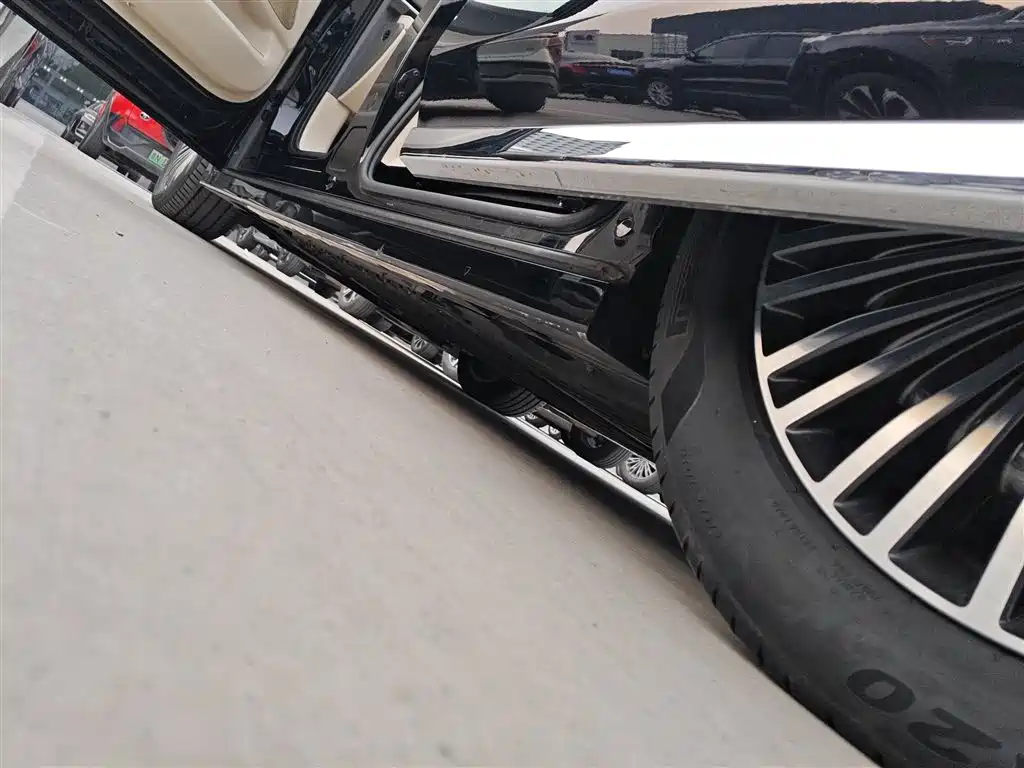 Voyah Auto Voyah Dreamer 2025 PHEV AWD Flagship Kunpeng Edition фото 22