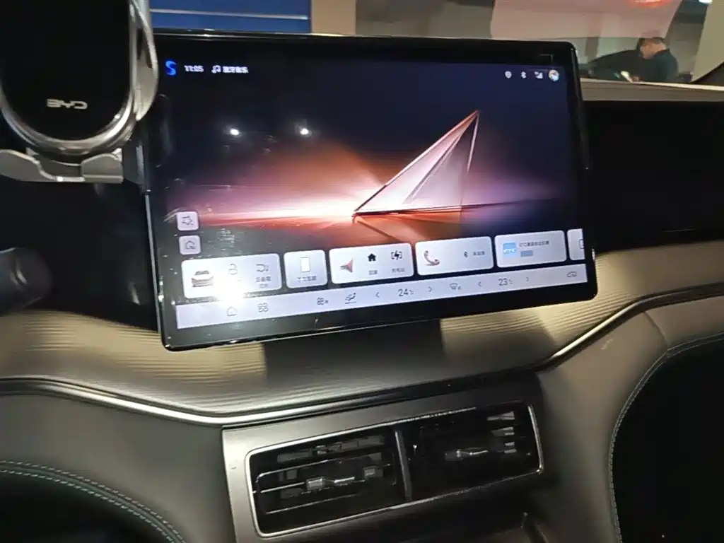 BYD Song L DM-i 2025 Model Smart Drive Edition 112km Leading Type фото 13