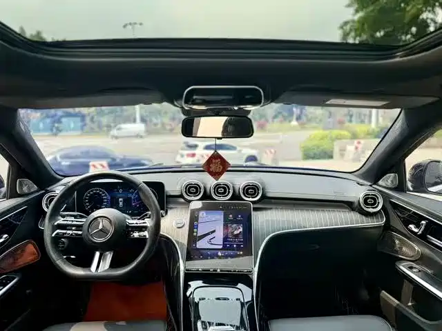 Mercedes-Benz C-Class 2023 C 260 L Sport фото 8
