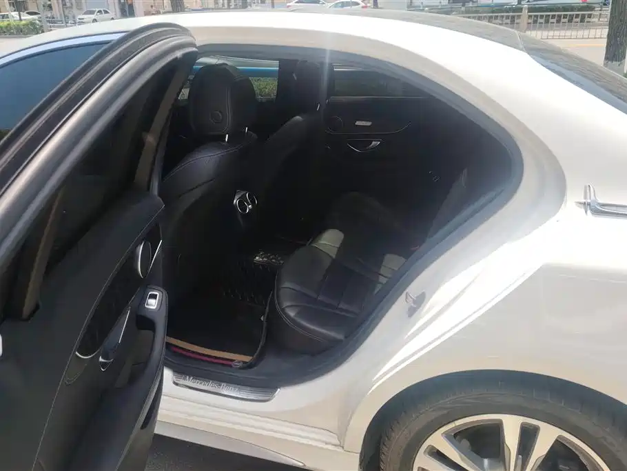 Mercedes-Benz C-Class 2018 C 200 L Sport Achievement Special Edition фото 11