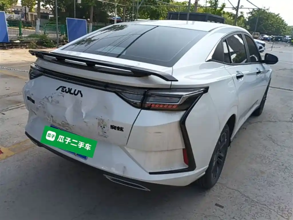 DONGFENG FENGSHEN YI HYUN