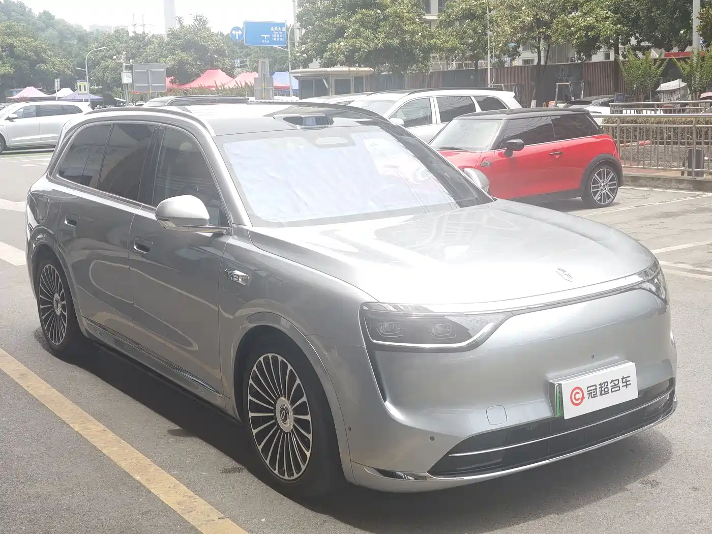 AITO Wenjie AITO M8 2025 Extended Range Ultra 53.4kWh 6-Seater