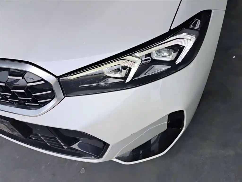 BMW 3 Series 2023 325Li M Sport Package фото 24