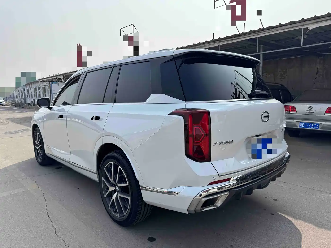 GAC Trumpchi Trumpchi GS8 2022 Dual Engine Series 2.0TM 4WD Premium Edition (6-Seater) фото 5