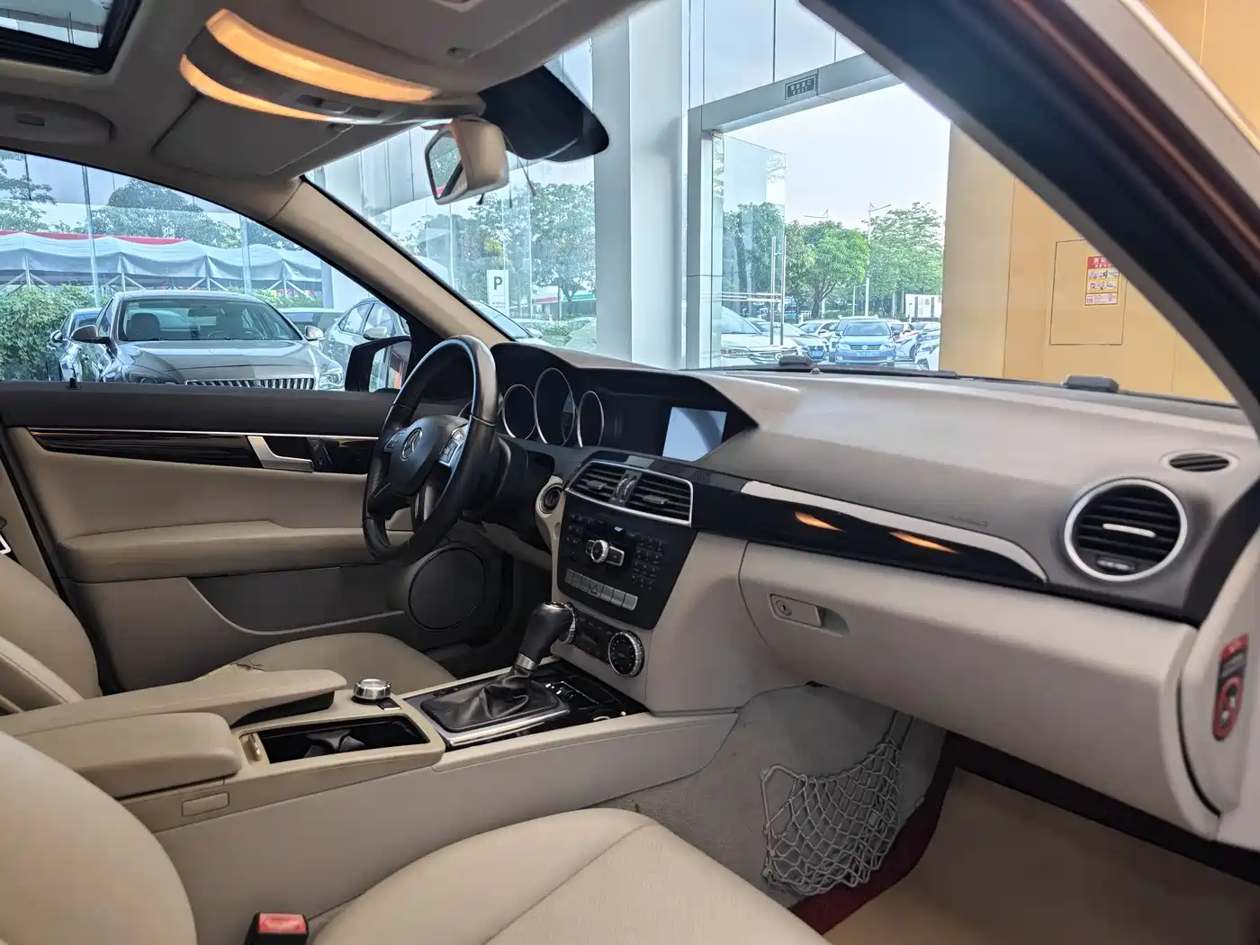Mercedes-Benz C-Class 2013 C 180 Classic Grand Edition фото 33
