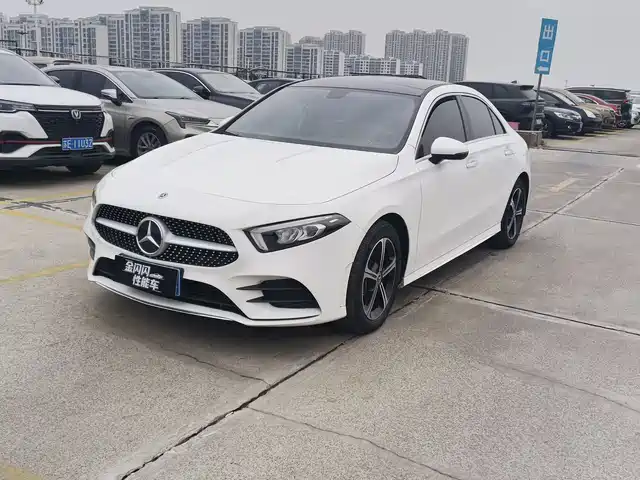 MERCEDES-BENZ A CLASS