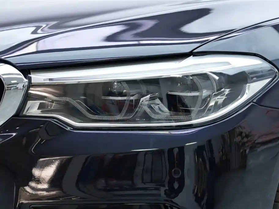 BMW 5 Series 2018 Facelift 530Li Leading M Sport Package фото 3