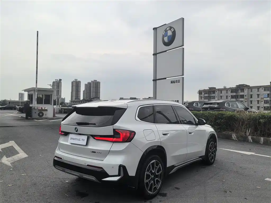 BMW X1 2024 sDrive25Li X Design Package фото 8