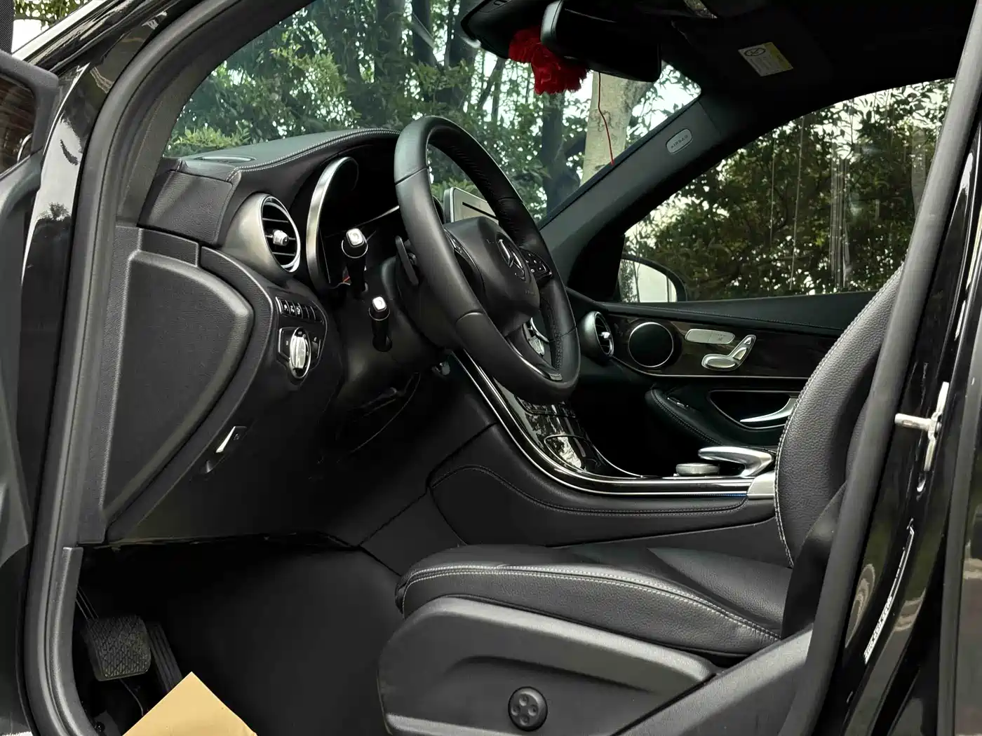 Mercedes-Benz GLC 2016 GLC 260 4MATIC Luxury фото 7