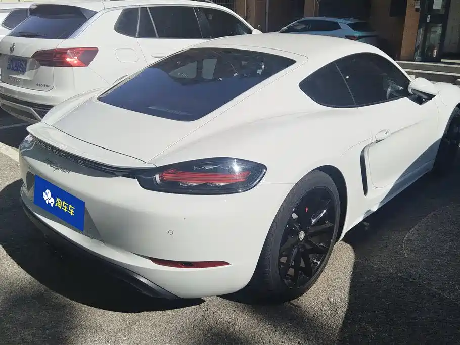 Porsche 718 2018 Cayman 2.0T фото 3
