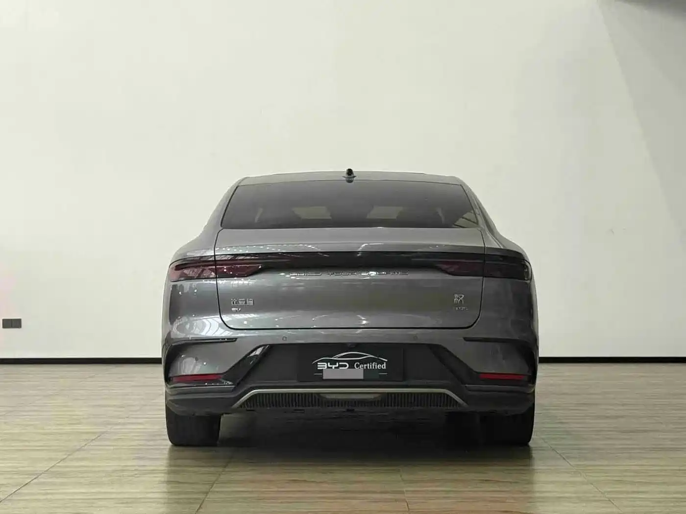 BYD Han 2024 EV Glory Edition 610KM AWD Celestial Eye Smart Driving фото 6