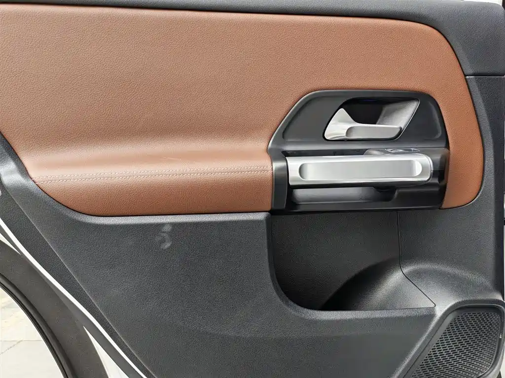 Mercedes-Benz GLB 2023 GLB 220 Style фото 12