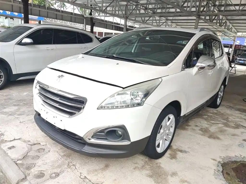 Peugeot 3008 2015 2.0L Automatic Classic Edition фото 2