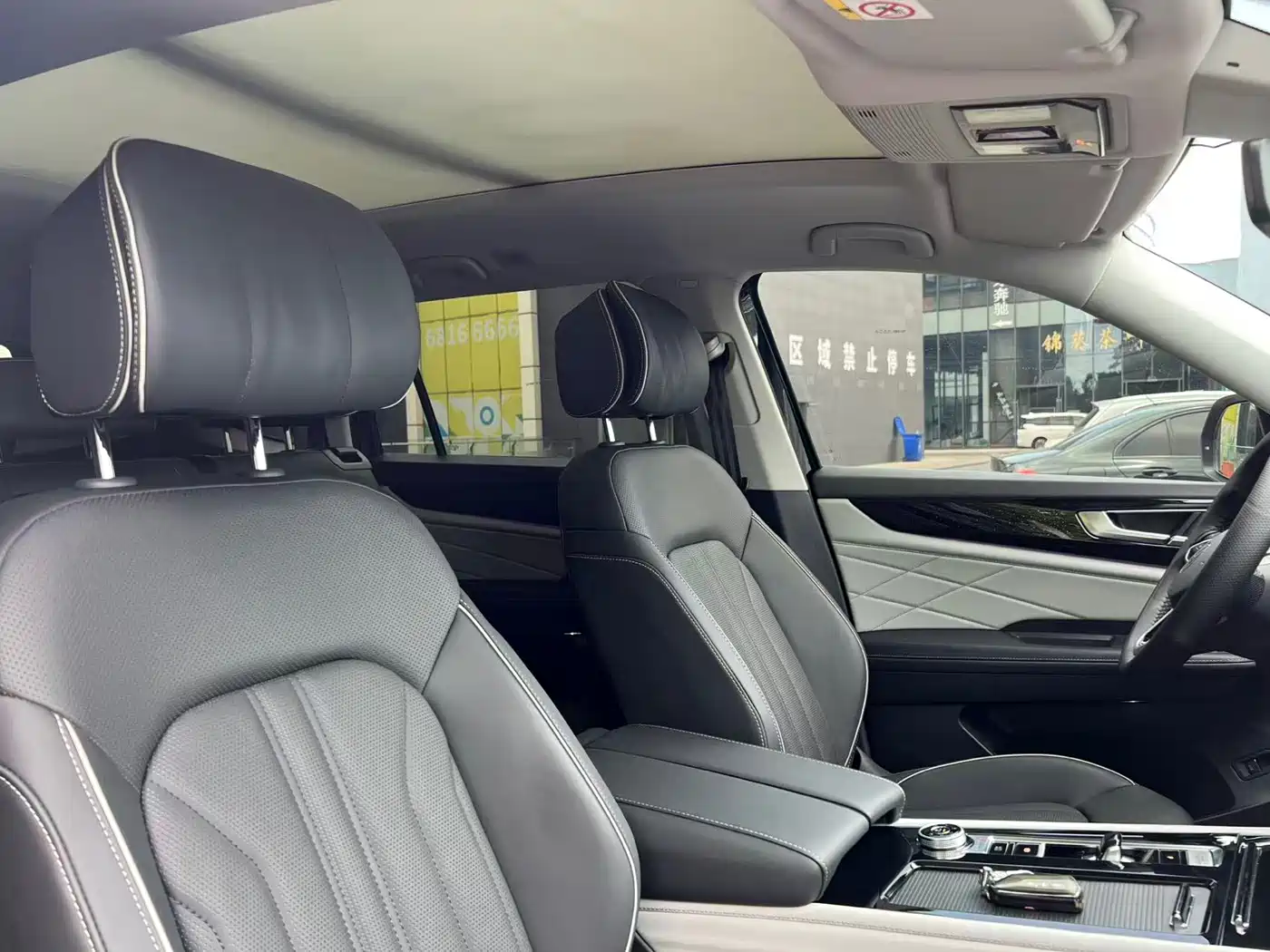 Volkswagen Teramont 2023 380TSI AWD Premium Luxury Edition фото 29