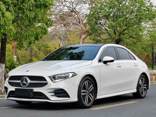 MERCEDES-BENZ A CLASS