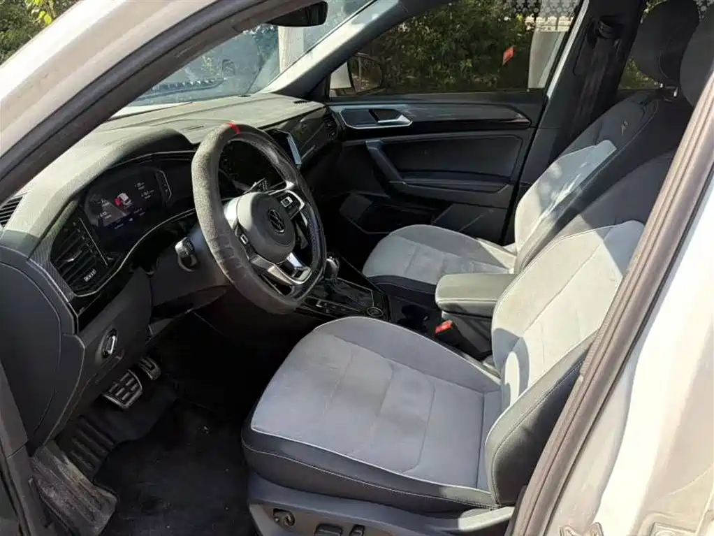 Volkswagen Tayron 2022 380TSI 4WD R-Line Smart Connect Edition фото 3