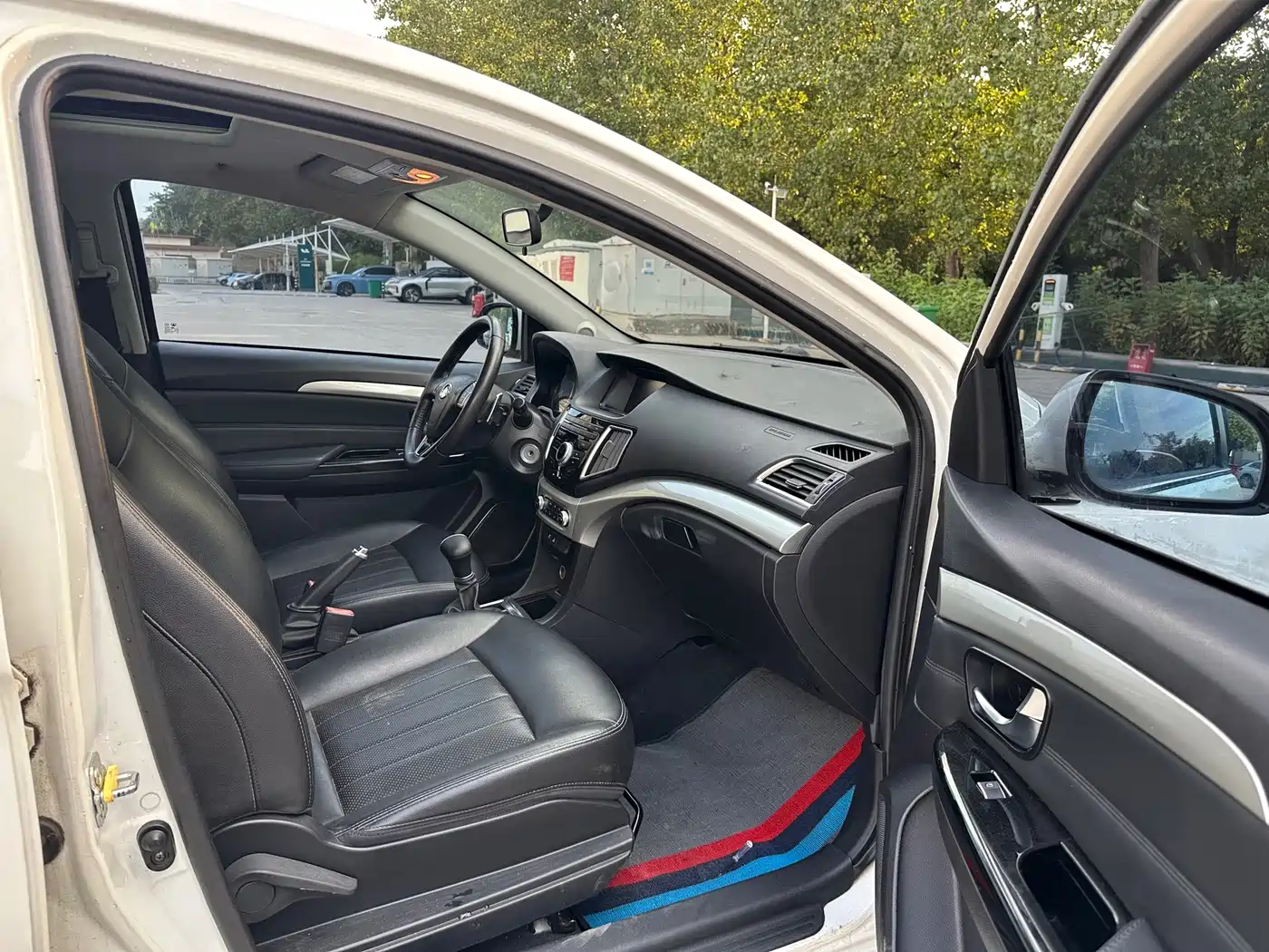 Great Wall C30 2016 2016 1.5L AMT Luxury
