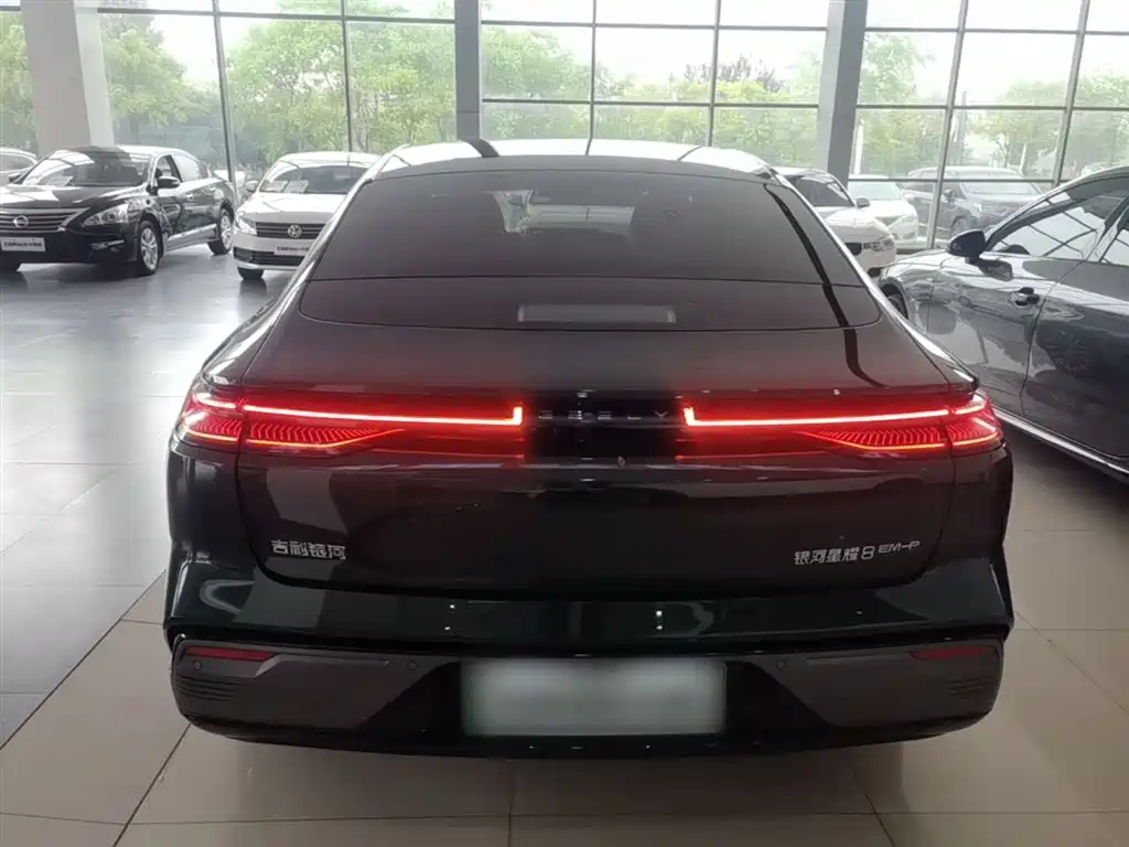 Geely Galaxy Galaxy Xingyao 8 2025 130km EM-P Starship Edition фото 6