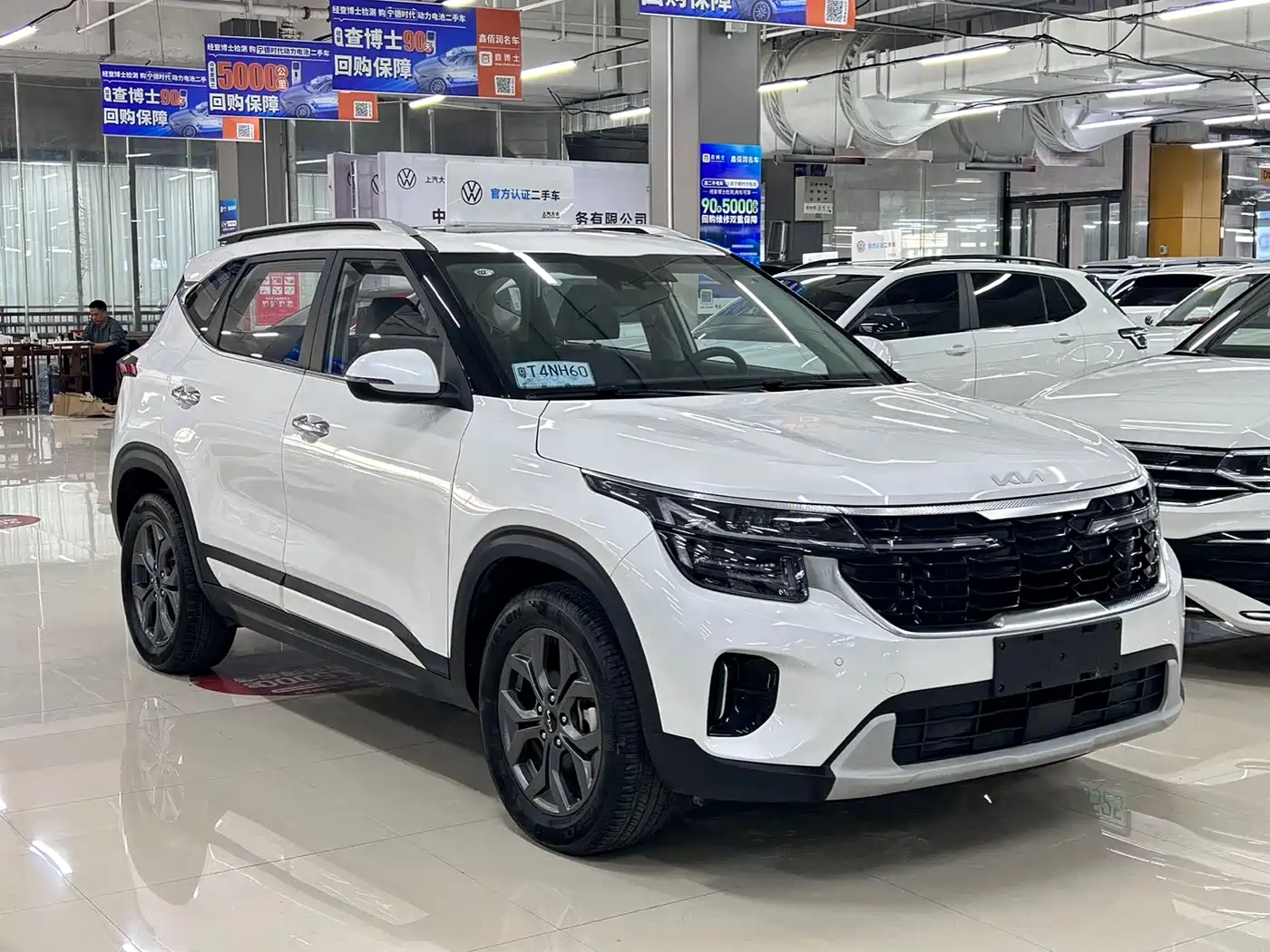 Kia Seltos 2023 1.5L CVT Luxury Edition фото 3