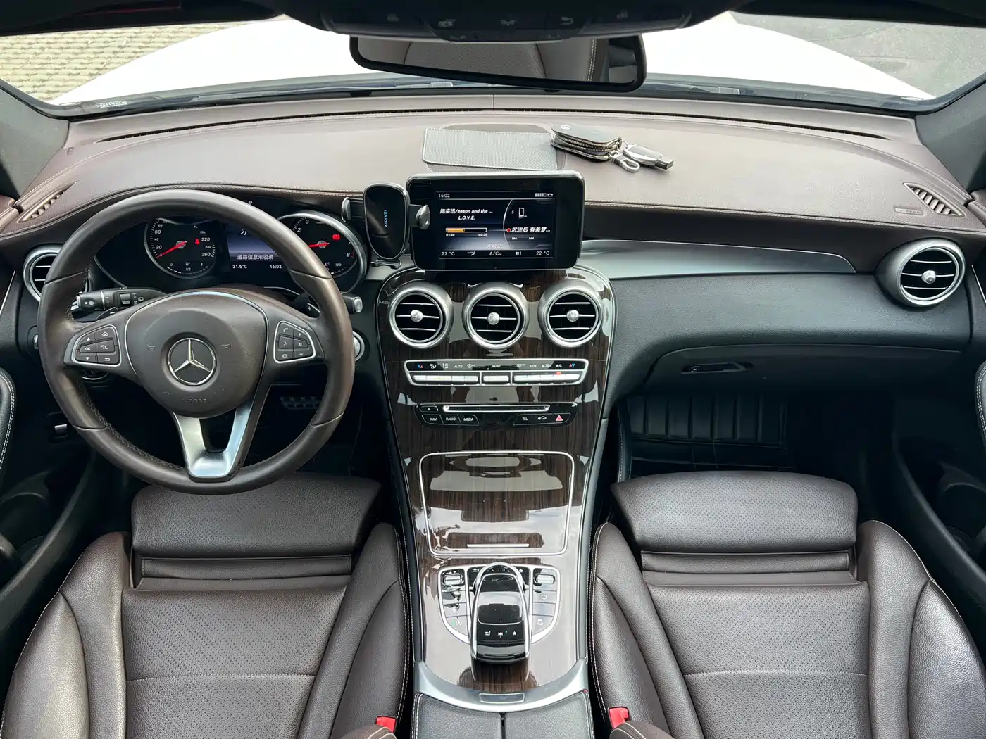 Mercedes-Benz GLC 2017 GLC 260 4MATIC Luxury фото 9
