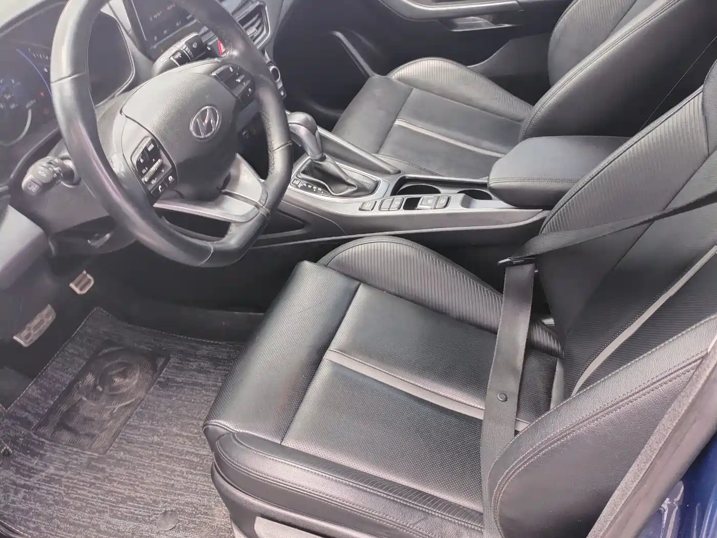 Hyundai Fista 2019 280TGDi Sport Edition China VI фото 4