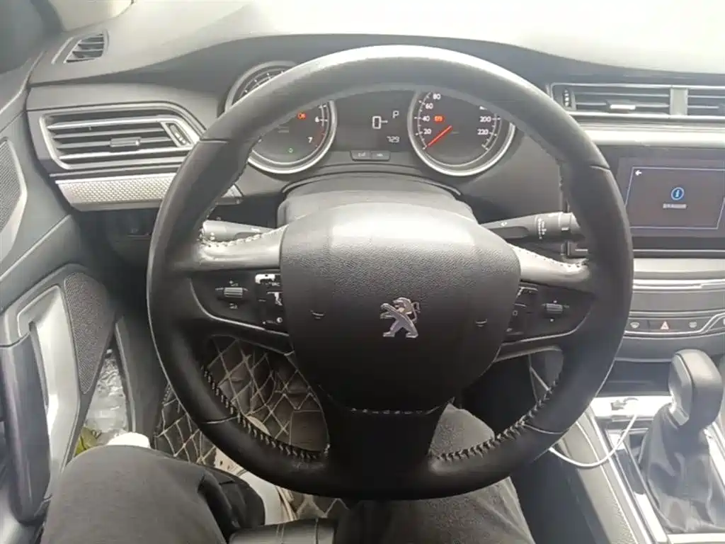 Peugeot 408 2019 350THP Automatic Luxury Edition China V фото 11