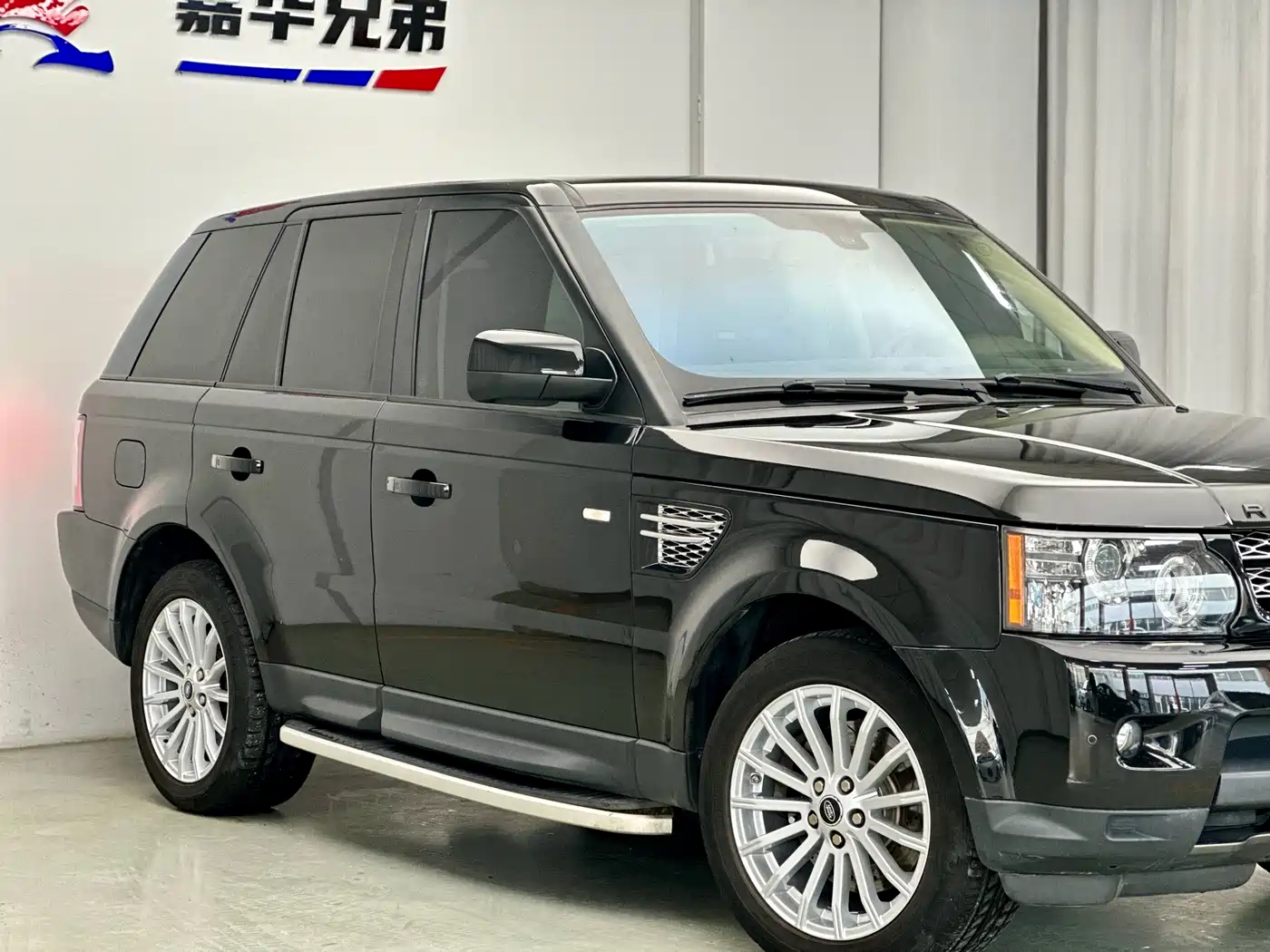 Land Rover Range Rover Sport 2013 5.0 NA V8 HSE фото 8