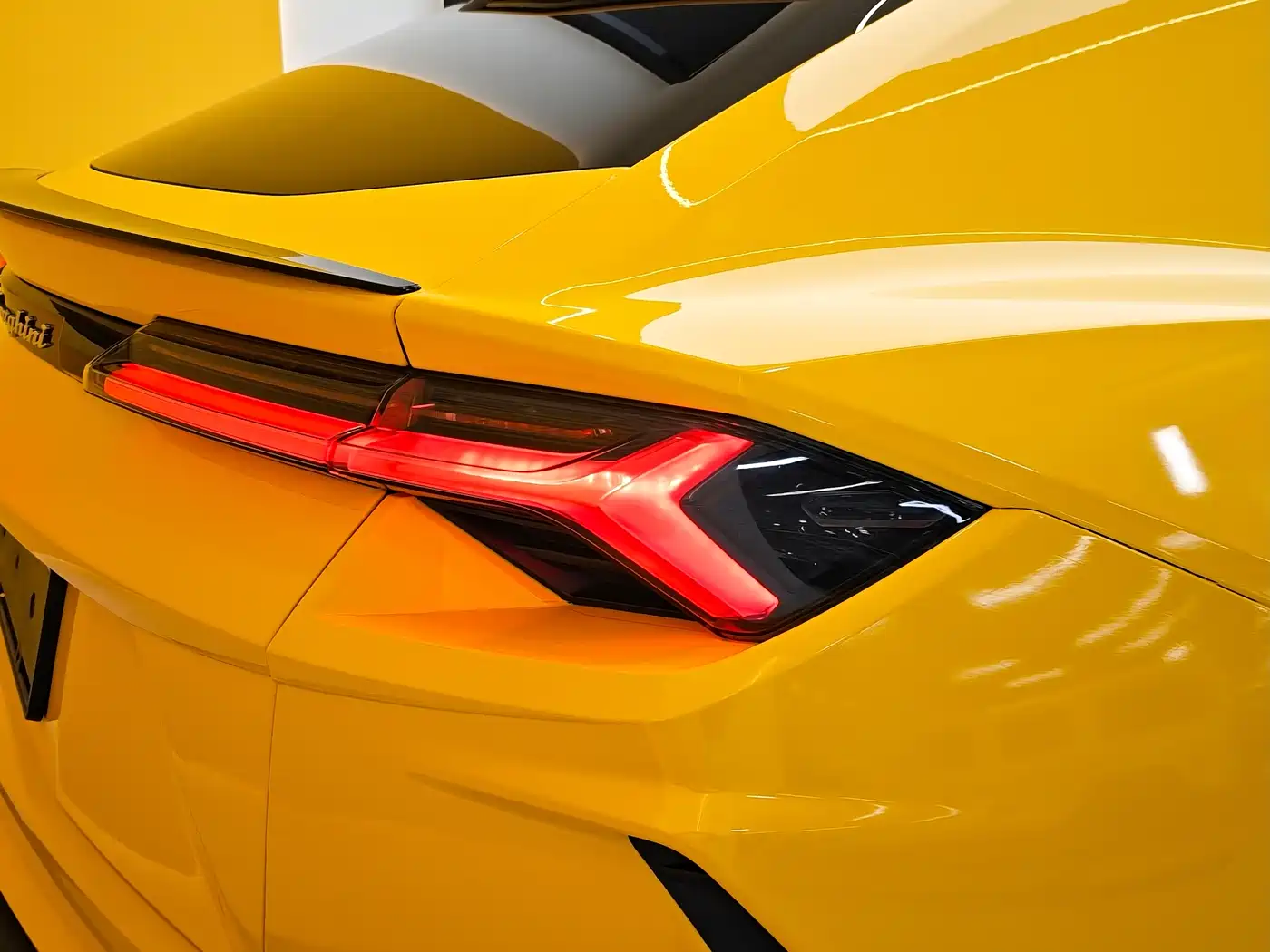 Lamborghini Urus 2021 4.0T V8 фото 7